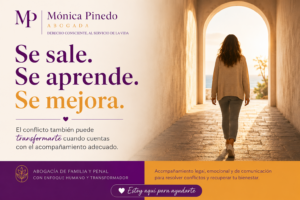 Mujer caminando hacia la luz como símbolo de superación en conflictos familiares, separaciones y procesos penales con acompañamiento legal y humano de Jurismedia.